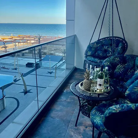 Beachscape Apartment