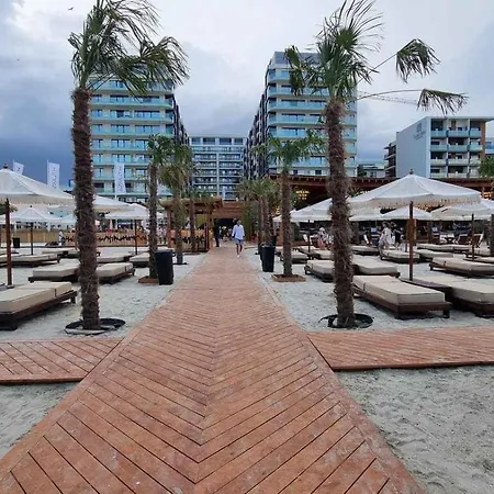 Beachscape Apartment